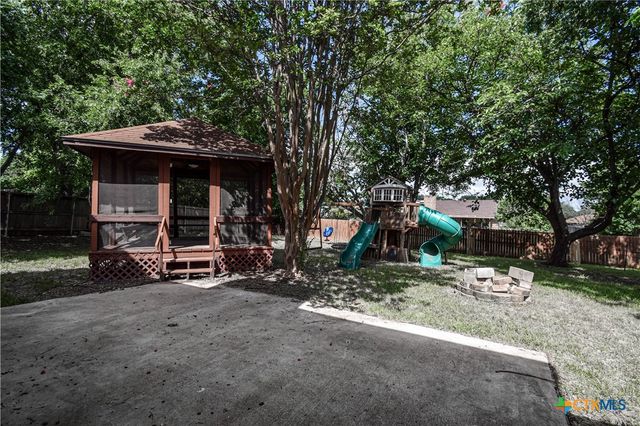 304 Cottonwood Drive, Harker Heights, TX 76548