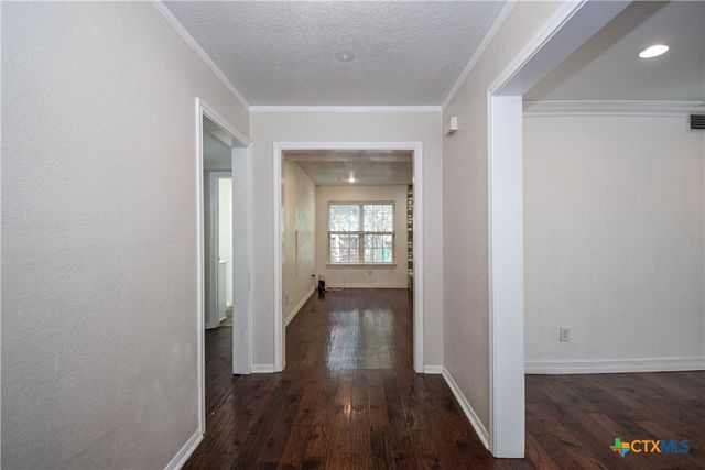 304 Cottonwood Drive, Harker Heights, TX 76548