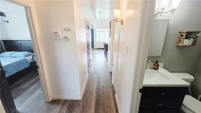 5104 Hampton Court, Bakersfield, CA 93309