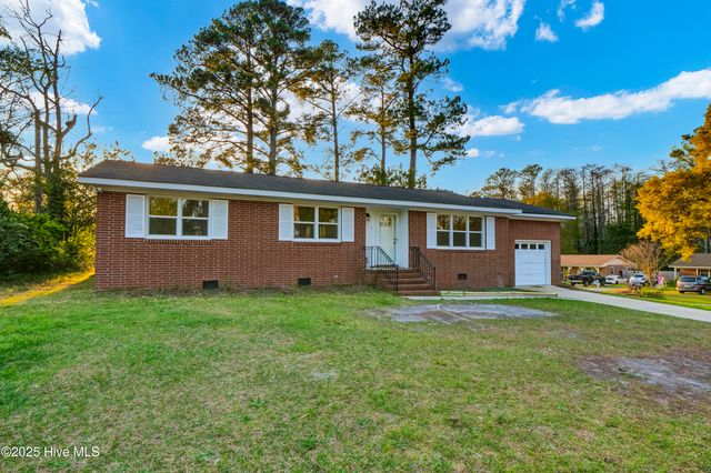 1013 Glenlea Drive, Wilmington, NC 28405