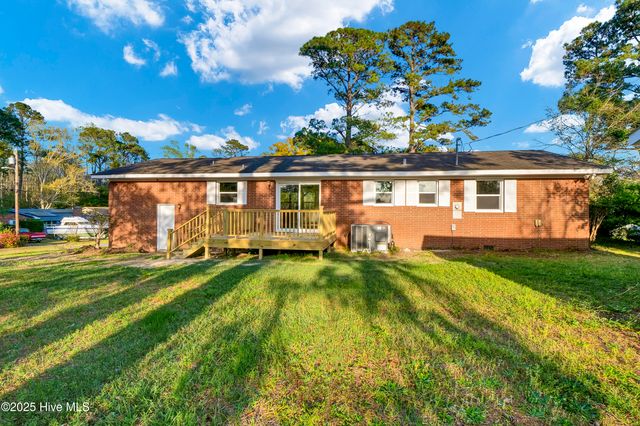 1013 Glenlea Drive, Wilmington, NC 28405