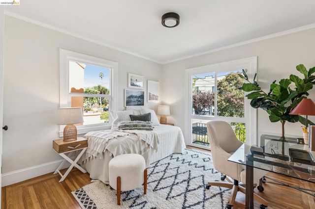5215 Fleming Ave, Oakland, CA 94619