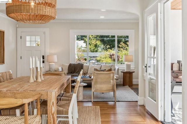 5215 Fleming Ave, Oakland, CA 94619