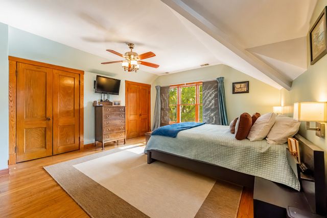 1011 Thomas Avenue, Forest Park, IL 60130