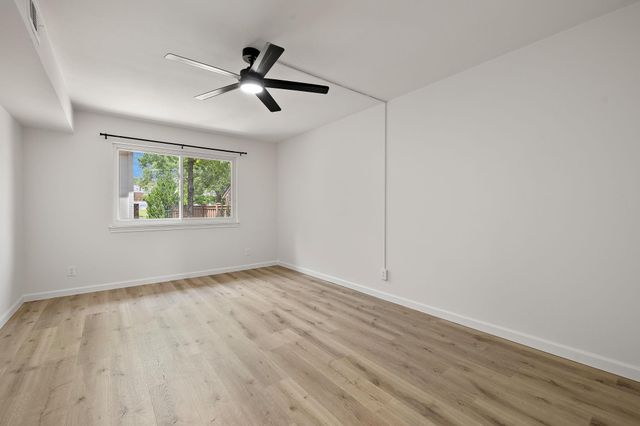 8211 Greenslope DR, Austin, TX 78759