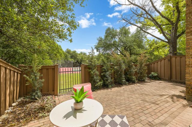 8211 Greenslope DR, Austin, TX 78759
