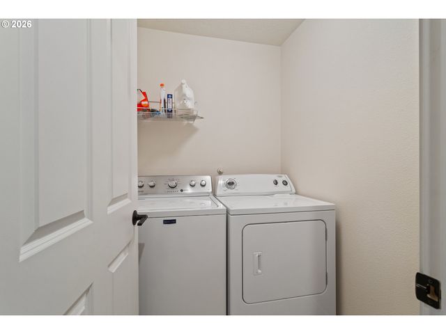 16167 Nw CENTINE Ln, Portland, OR 97229