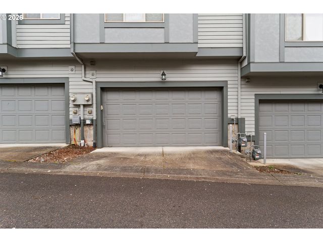 16167 Nw CENTINE Ln, Portland, OR 97229