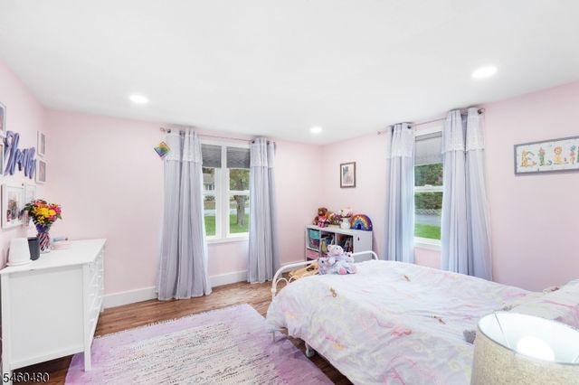 5 Dalrymple St, Randolph Twp., NJ 07869
