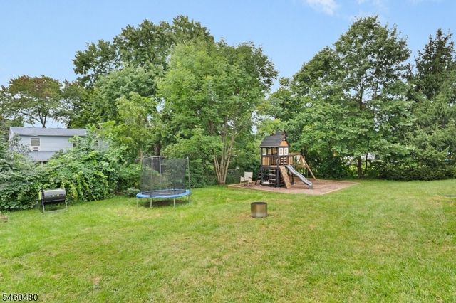 5 Dalrymple St, Randolph Twp., NJ 07869