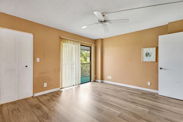 2209 S Cypress Bend Drive 507, Pompano Beach, FL 33069