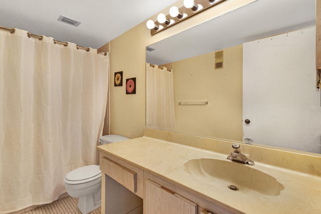2209 S Cypress Bend Drive 507, Pompano Beach, FL 33069