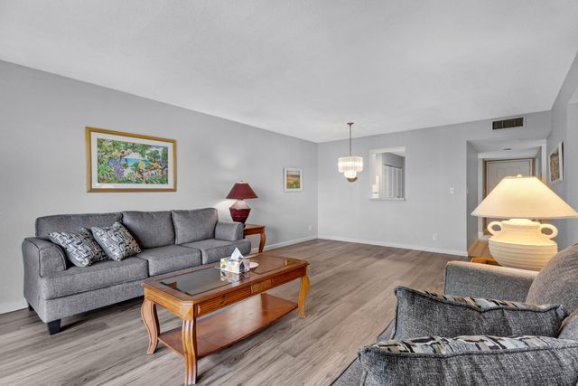 2209 S Cypress Bend Drive 507, Pompano Beach, FL 33069