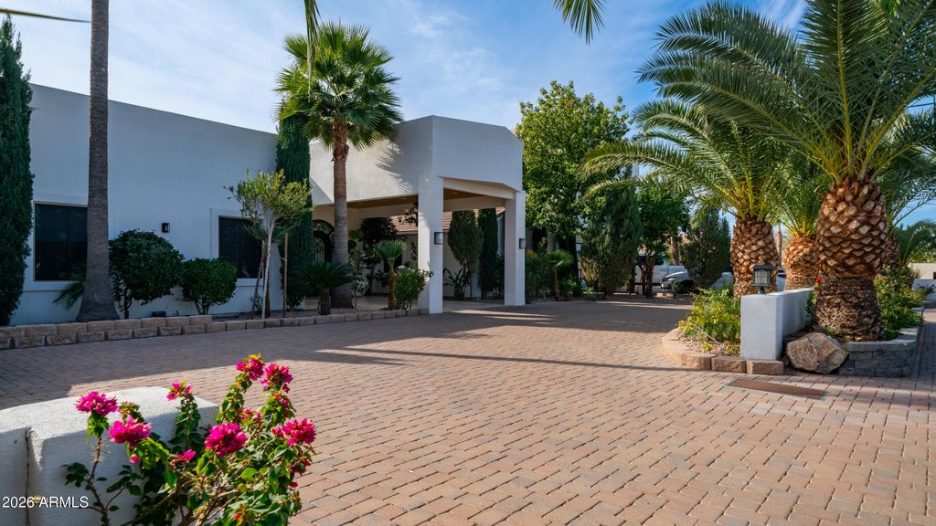 9900 E LUXURY ASSISTED LIVING Boulevard, Scottsdale, AZ 85260 — exterior