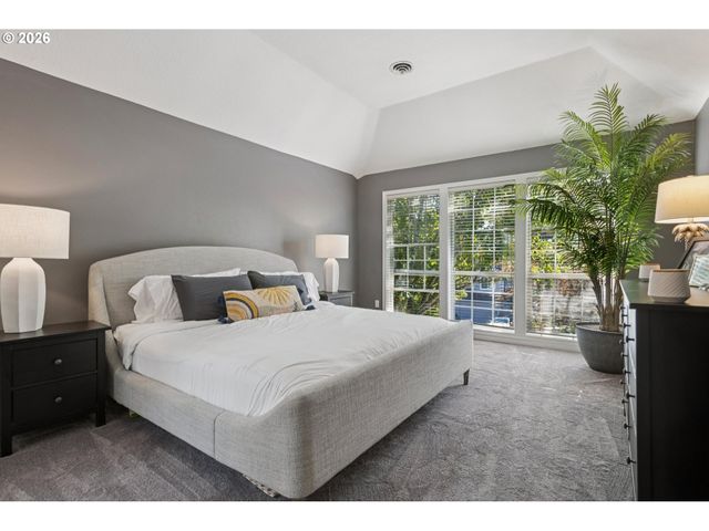 6155 FROST Ln, Lake Oswego, OR 97035