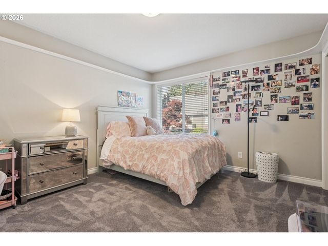 6155 FROST Ln, Lake Oswego, OR 97035