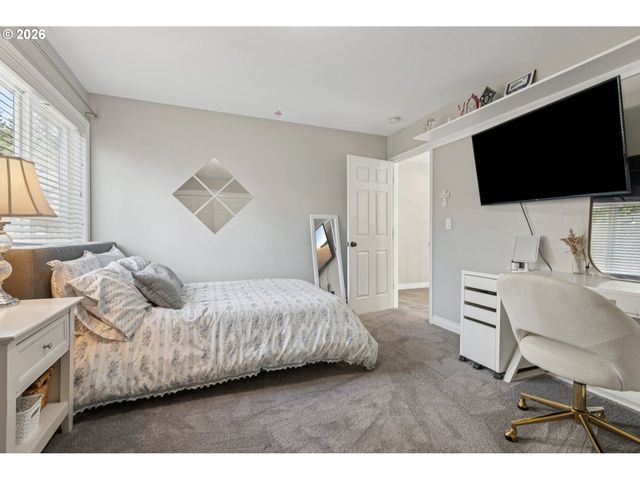 6155 FROST Ln, Lake Oswego, OR 97035