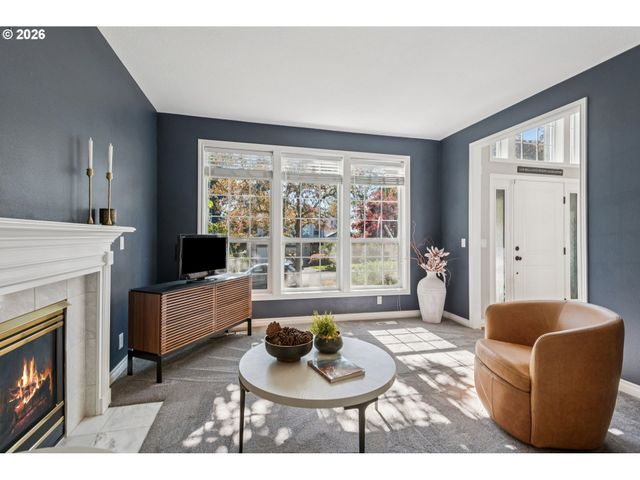 6155 FROST Ln, Lake Oswego, OR 97035