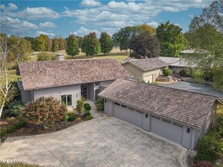 563 E Acadia Point, Aurora, OH 44202