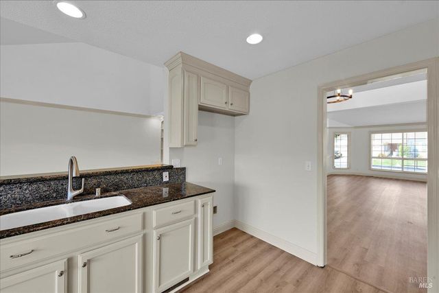 104 Cannes Ct, Fairfield, CA 94534