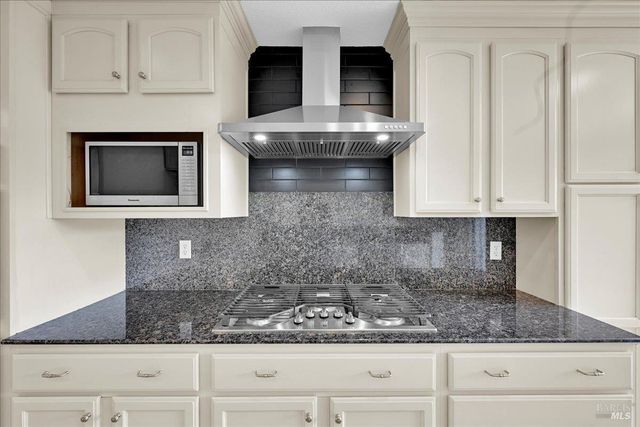 104 Cannes Ct, Fairfield, CA 94534