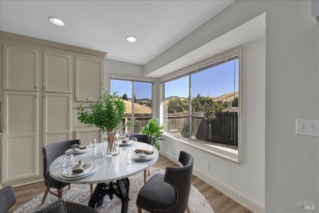 104 Cannes Ct, Fairfield, CA 94534