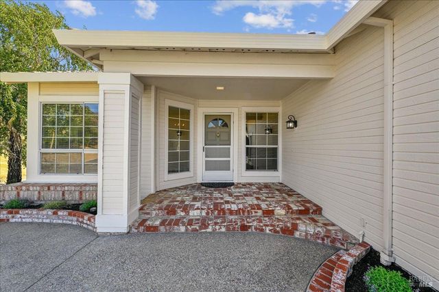 104 Cannes Ct, Fairfield, CA 94534