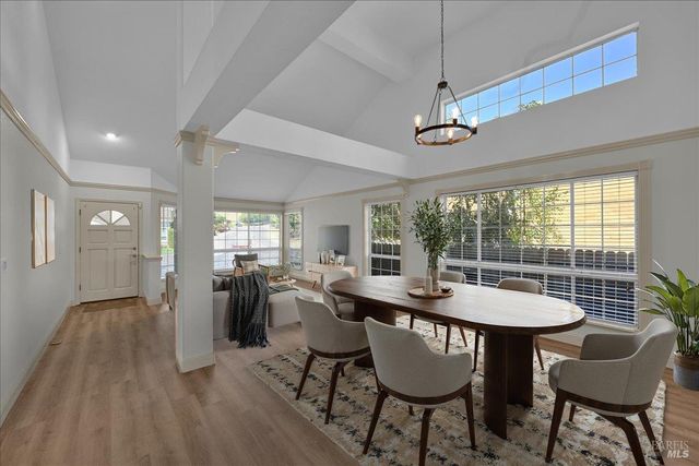104 Cannes Ct, Fairfield, CA 94534