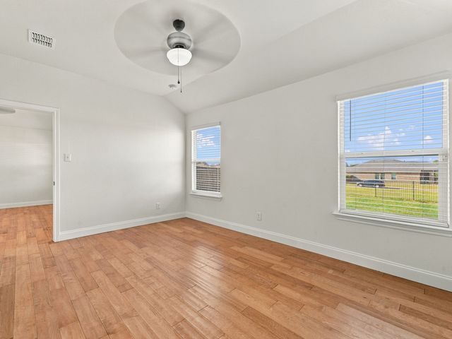 121 Greengate Drive, Boyd, TX 76023