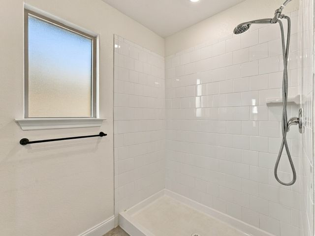 121 Greengate Drive, Boyd, TX 76023