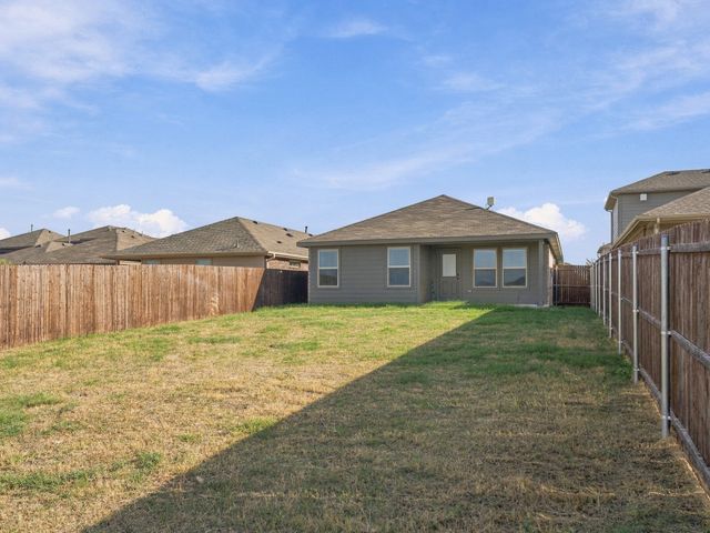 121 Greengate Drive, Boyd, TX 76023
