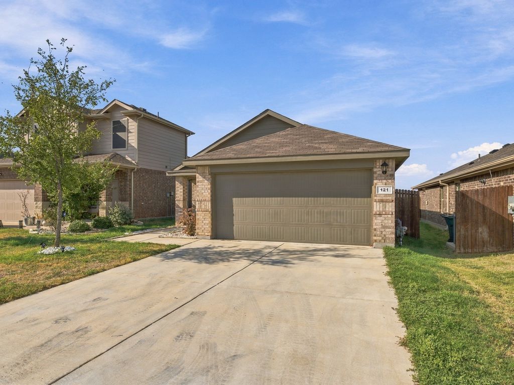 121 Greengate Drive, Boyd, TX 76023 — photo 2