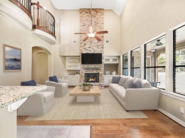 127 Leah Drive, Montgomery, TX 77316