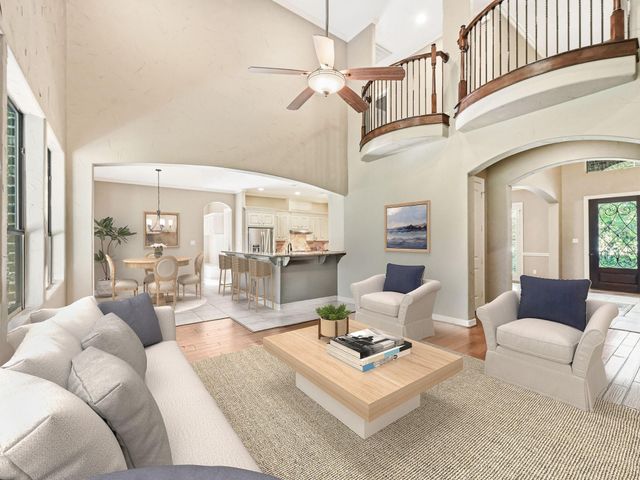 127 Leah Drive, Montgomery, TX 77316
