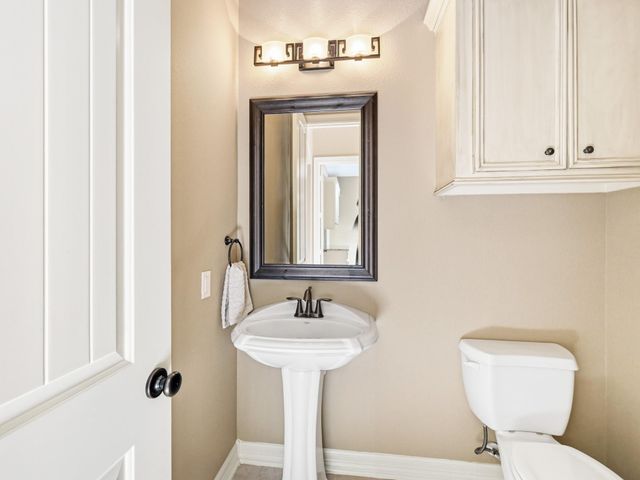 127 Leah Drive, Montgomery, TX 77316
