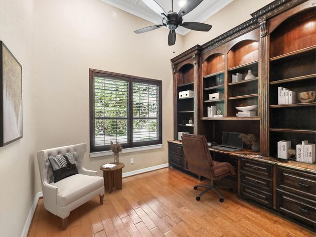 127 Leah Drive, Montgomery, TX 77316