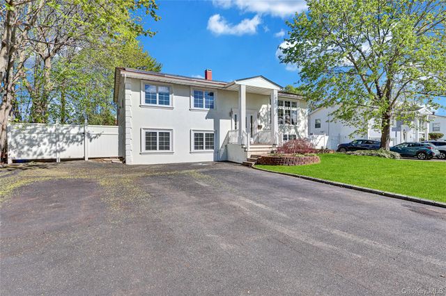 69 Ashland Drive, Kings Park, NY 11769