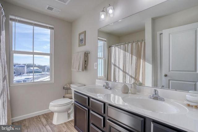 9 SPIREA CT, Elkton, MD 21921