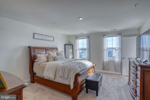 9 SPIREA CT, Elkton, MD 21921