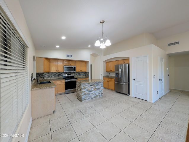 11134 W WINDSOR Avenue, Avondale, AZ 85392