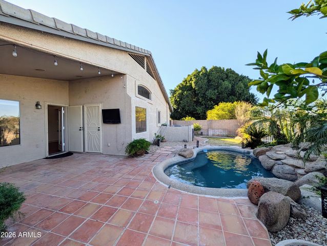 11134 W WINDSOR Avenue, Avondale, AZ 85392