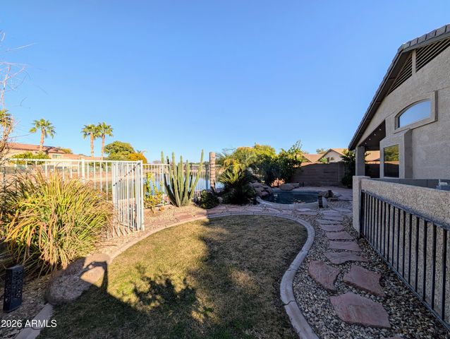 11134 W WINDSOR Avenue, Avondale, AZ 85392