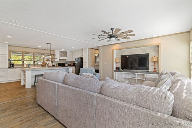 9520 US Hwy 70a, Kingston, OK 73439