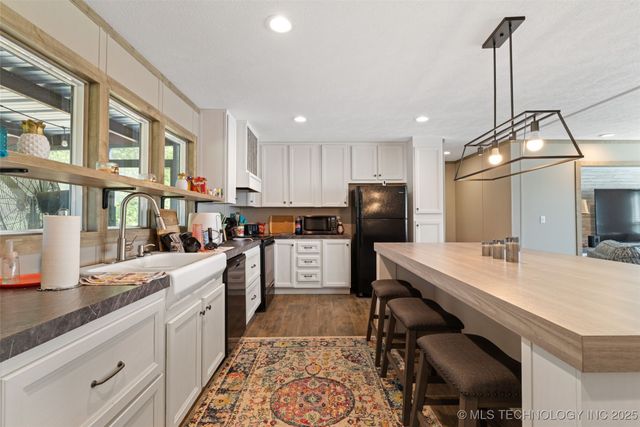 9520 US Hwy 70a, Kingston, OK 73439