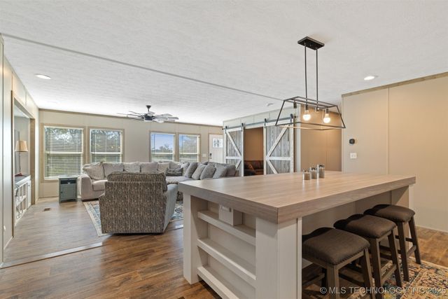 9520 US Hwy 70a, Kingston, OK 73439