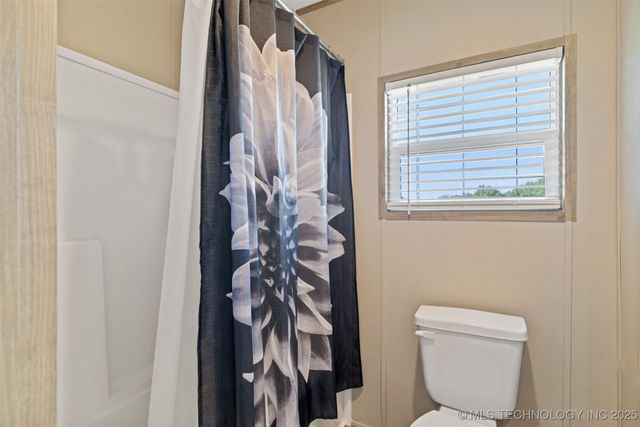 9520 US Hwy 70a, Kingston, OK 73439