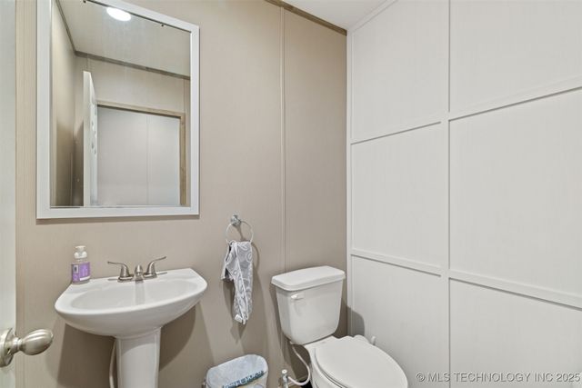 9520 US Hwy 70a, Kingston, OK 73439