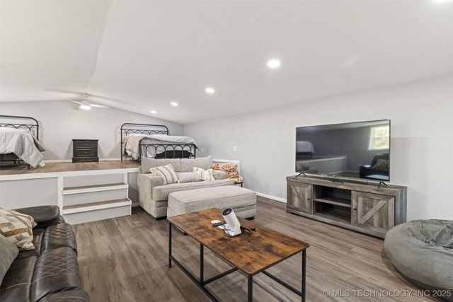 9520 US Hwy 70a, Kingston, OK 73439