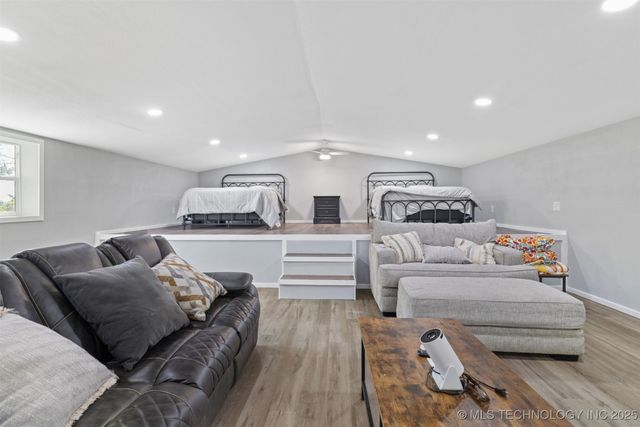 9520 US Hwy 70a, Kingston, OK 73439