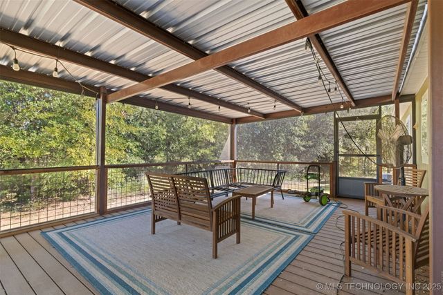 9520 US Hwy 70a, Kingston, OK 73439